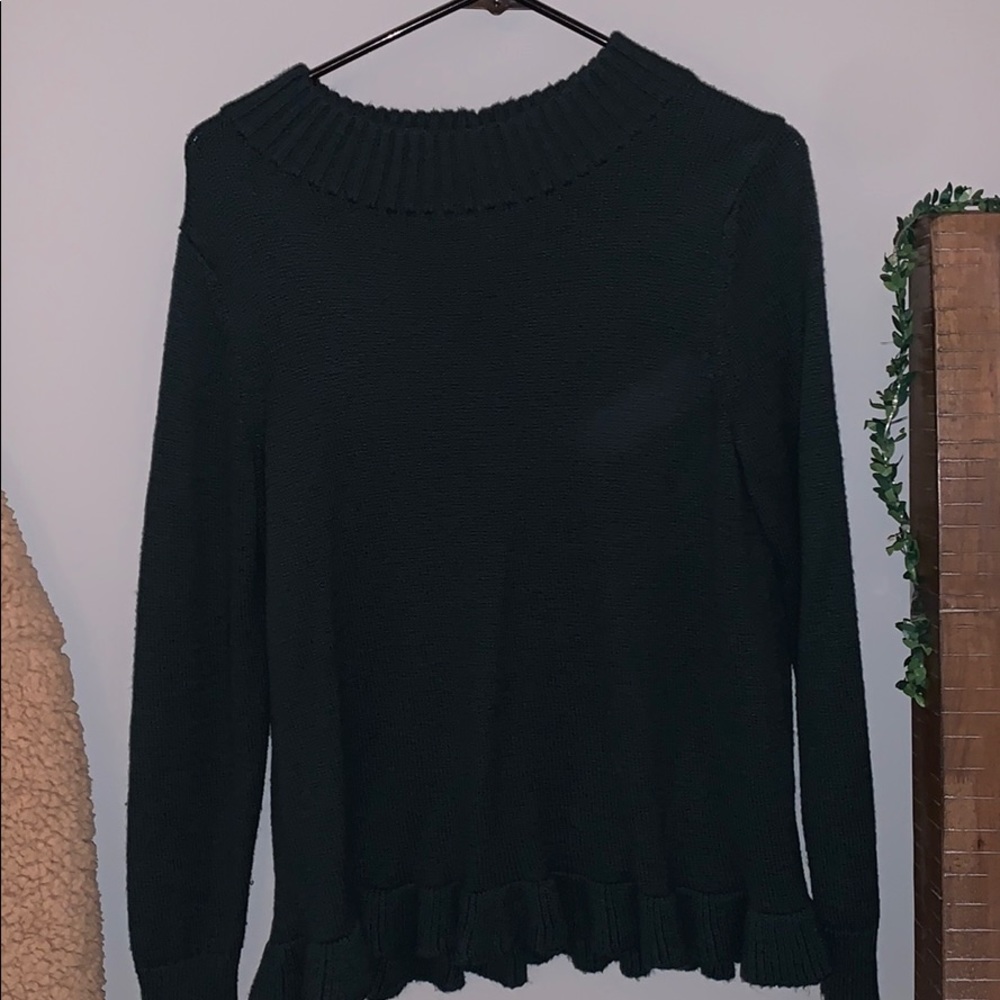Old navy ruffle hem sweater